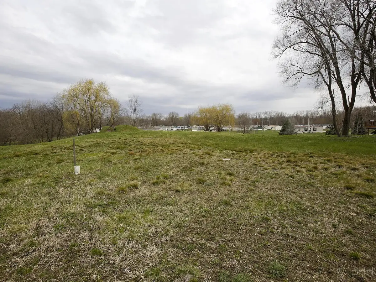 46 N New Moon Terrace N, Springfield, MI 49037 - Image #1