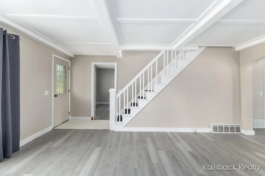 1408 E Pine Hill Avenue, White Cloud, MI 49349 - #3