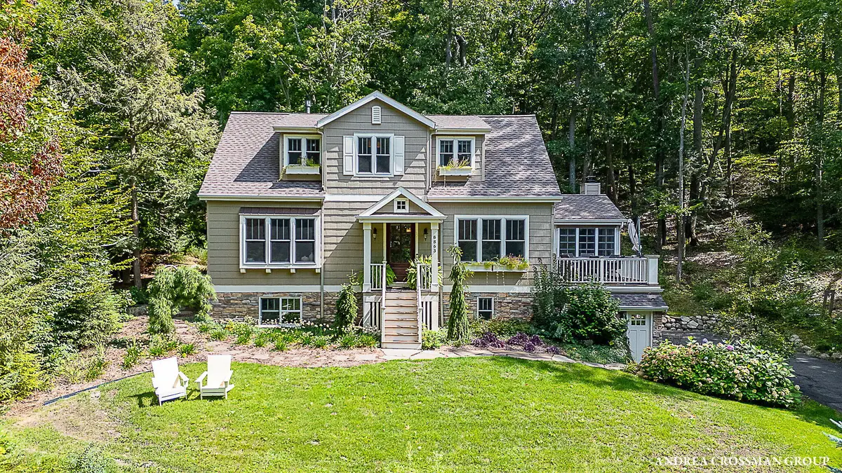 8863 Lakeshore Drive, West Olive, MI 49460 - Image #1