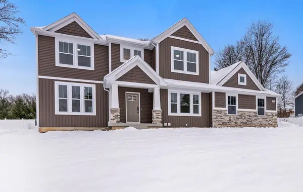 5950 Boxthorn Trail, Kalamazoo, MI 49009