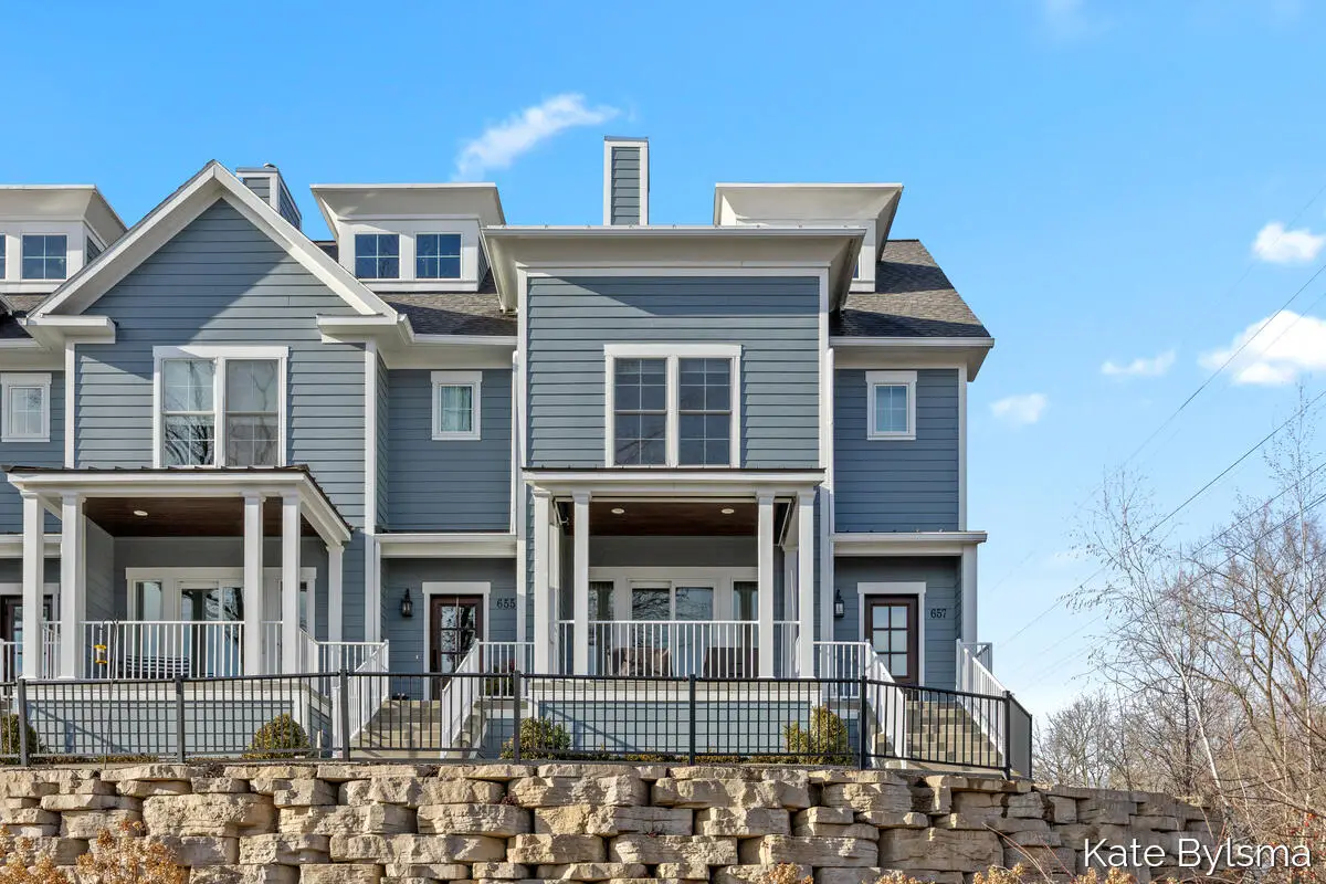 657 Greenslate Drive Se, Ada, MI 49301 - Image #1