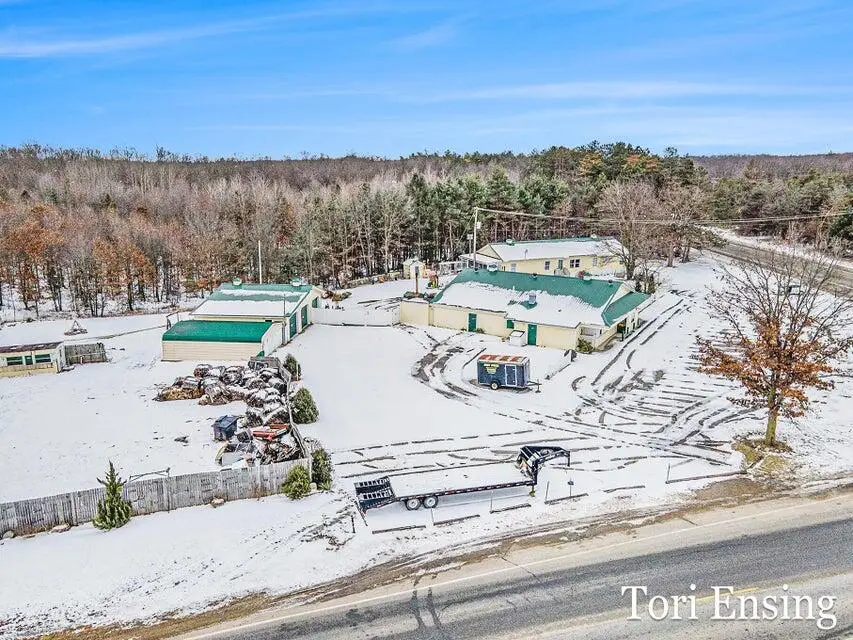 25/29 S Greenville Road, Greenville, MI 48838 - Image #3