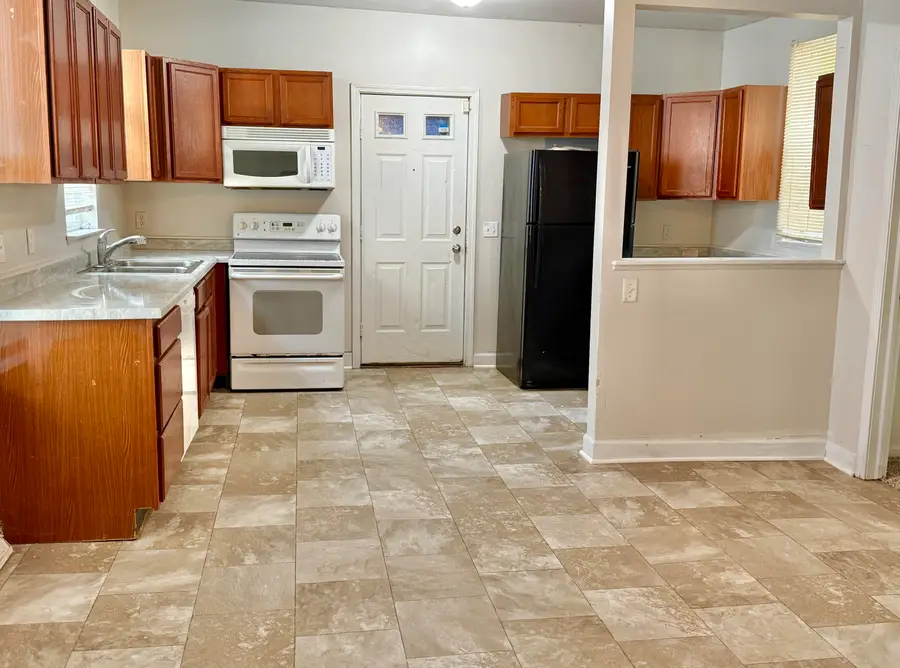 821 Trimble Avenue, Kalamazoo, MI 49048 - #3