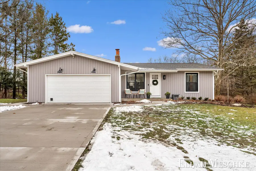 6771 Juneview Court Ne, Rockford, MI 49341 - Image #2