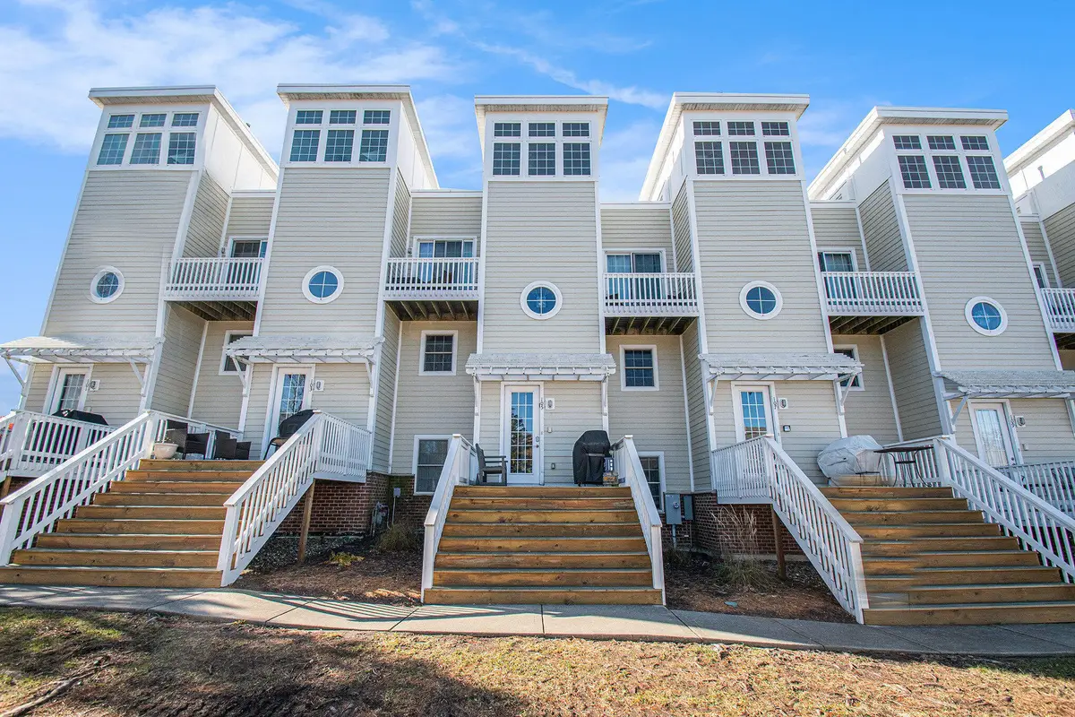 105 N Thompson Street, New Buffalo, MI 49117 - Image #1