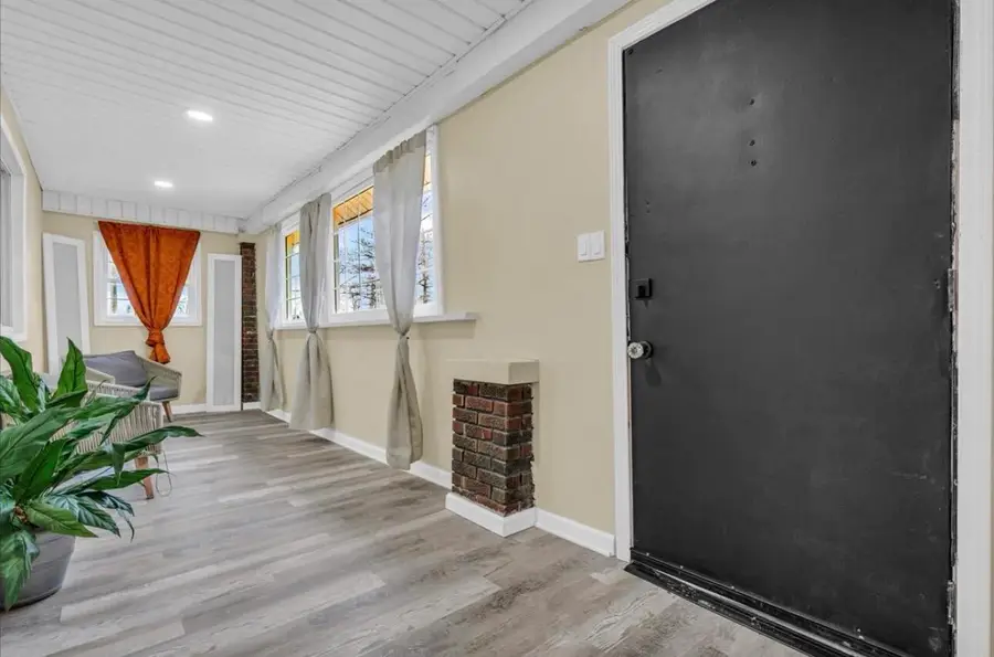 10320 Crocuslawn Street, Detroit, MI 48204 - Image #3