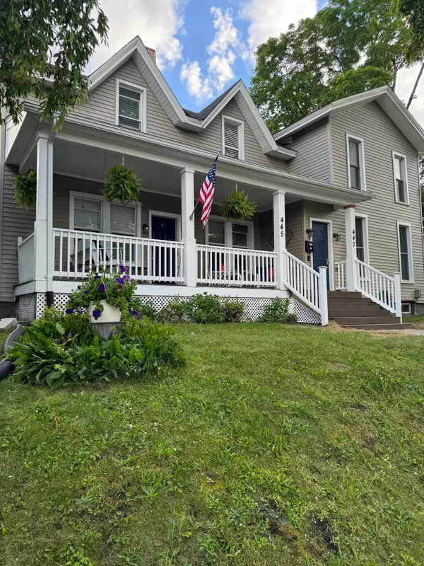 447 2nd Street, Manistee, MI 49660