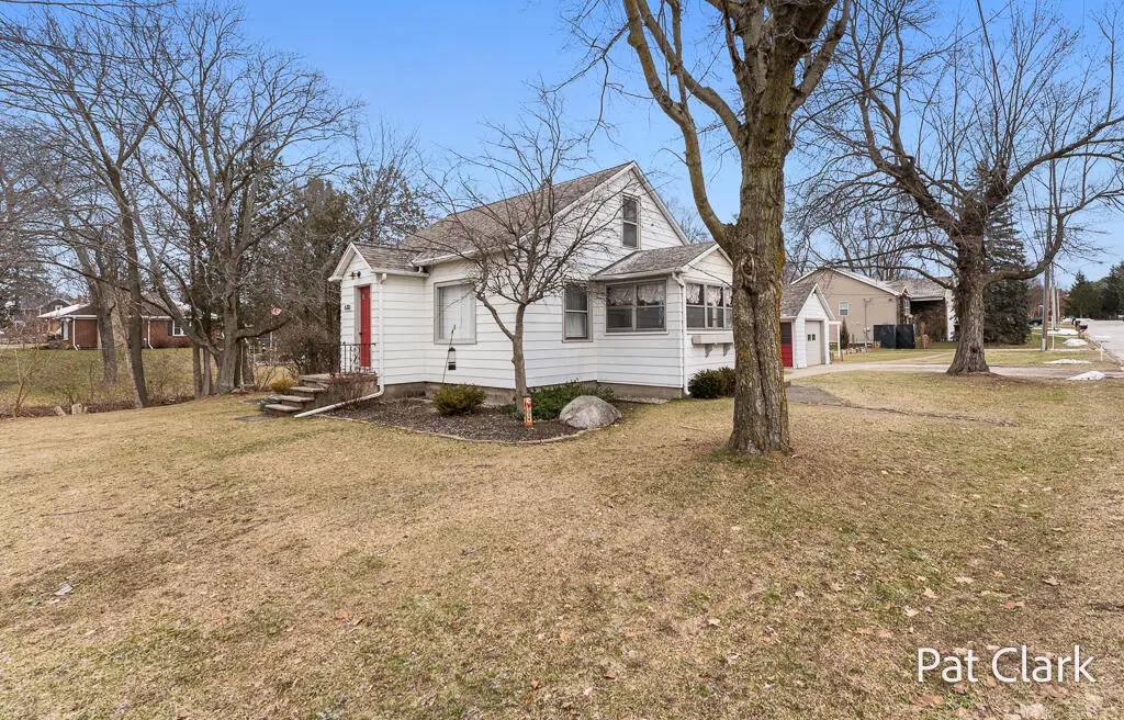 630 S Stewart Avenue, Fremont, MI 49412 - Image #1