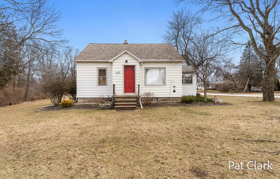 630 S Stewart Avenue, Fremont, MI 49412 - Image #2