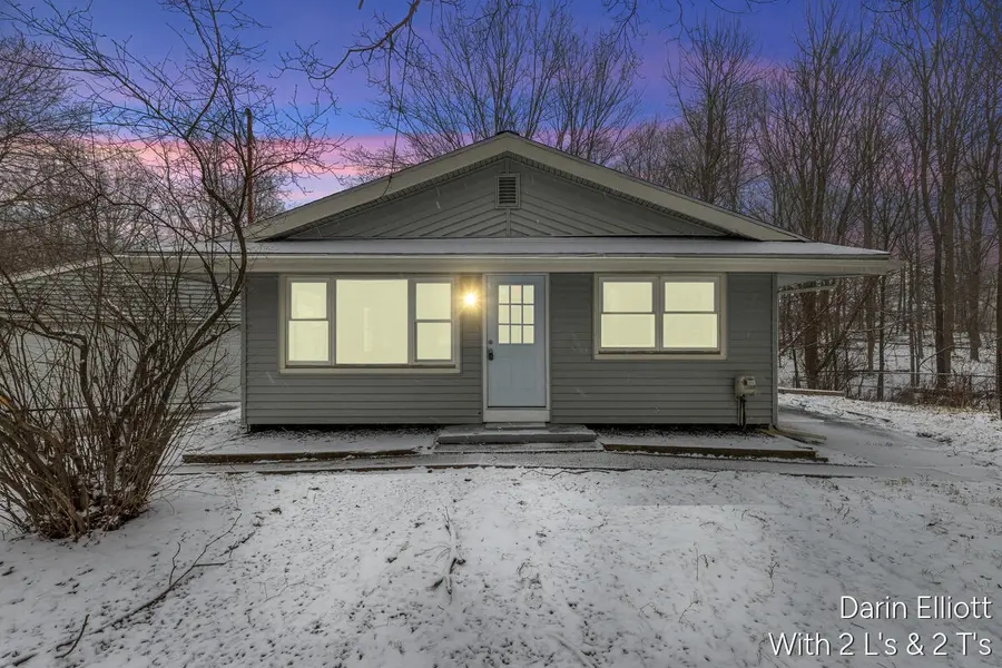 2110 Worden Street, Lansing, MI 48910 - Image #2