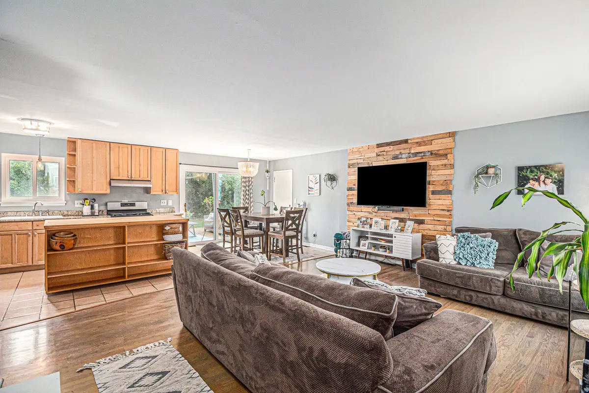 916 Patricia Avenue, Ann Arbor, MI 48103 - Image #1