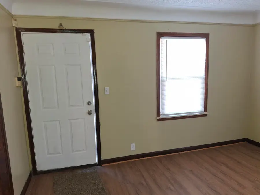 8845 University Place, Detroit, MI 48224 - Image #3