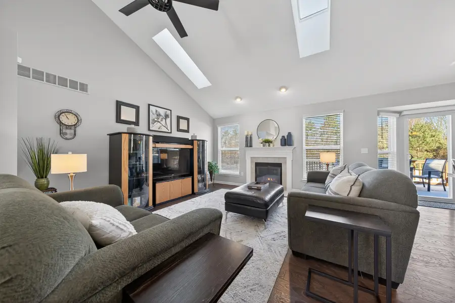 1510 Andover Circle, Commerce Township, MI 48390 - #3