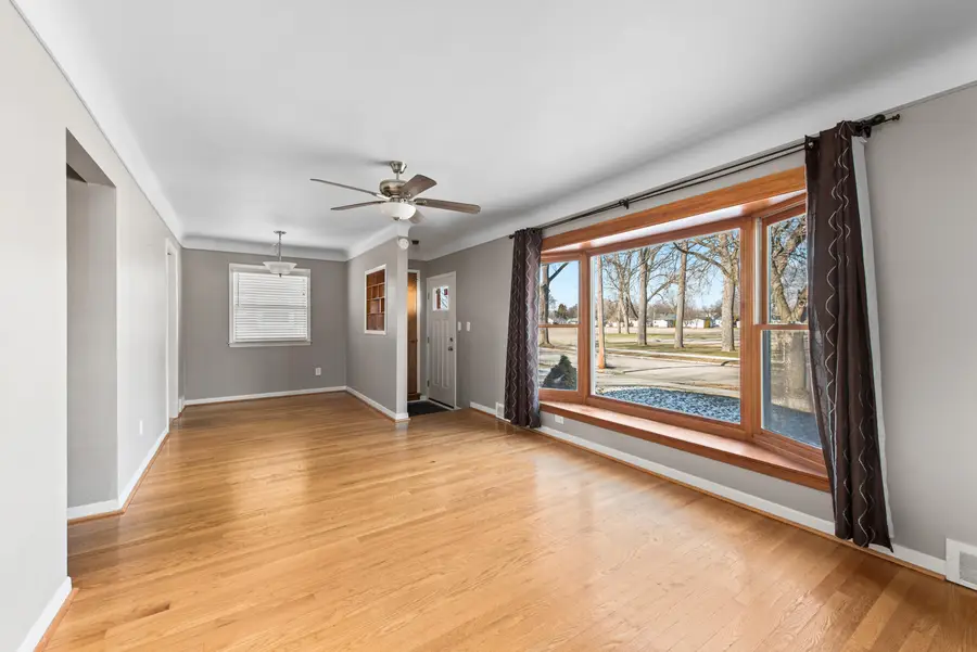 1320 Montrose Avenue, Royal Oak, MI 48073 - #2