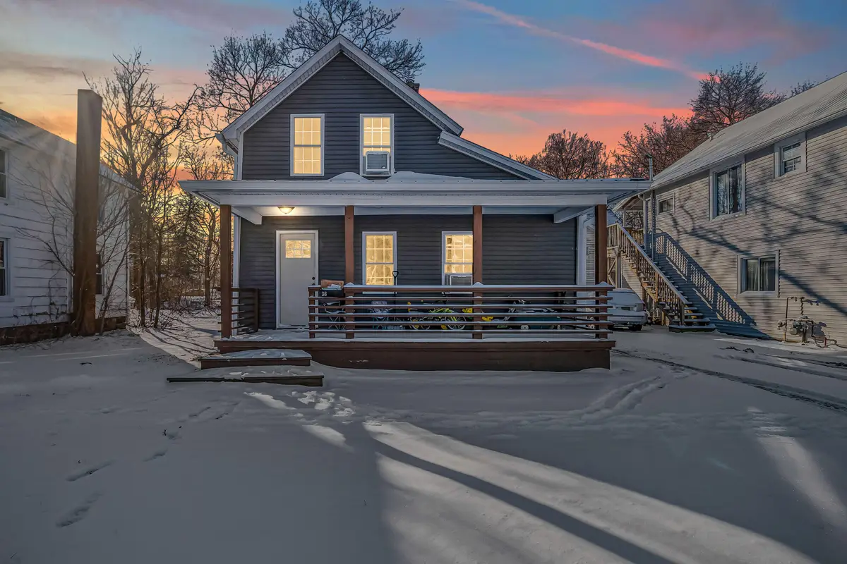 36 E South Street, Hillsdale, MI 49242 - #1