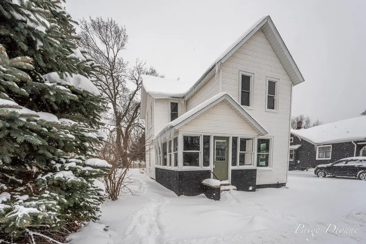 32 W Main Avenue, Zeeland, MI 49464 - #1