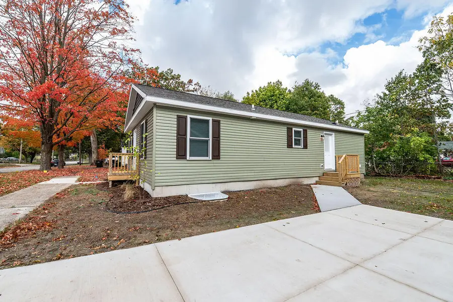 502 Herrick Street, Muskegon, MI 49442 - #3