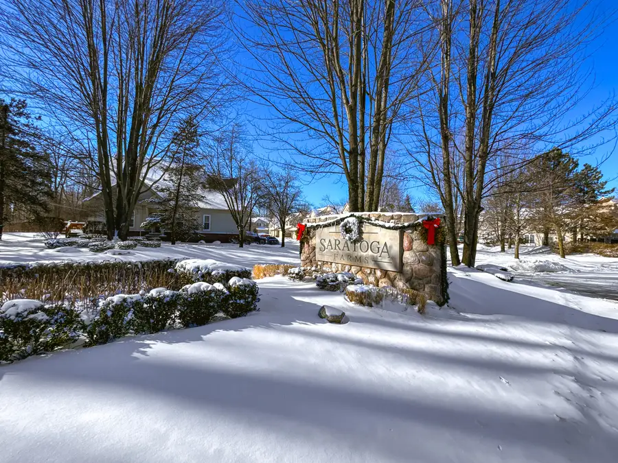 38347 Churchill Lane, Farmington Hills, MI 48331 - #2