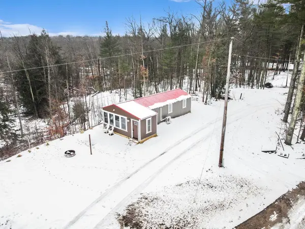 7364 N Northern Drive, Pentwater, MI 49449