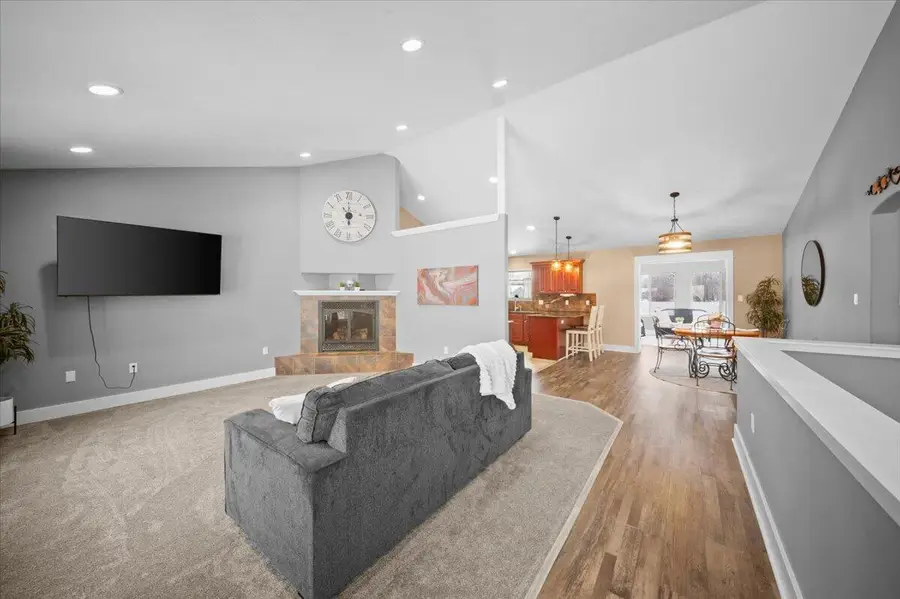 738 Fieldstone Drive, Coopersville, MI 49404 - Image #2