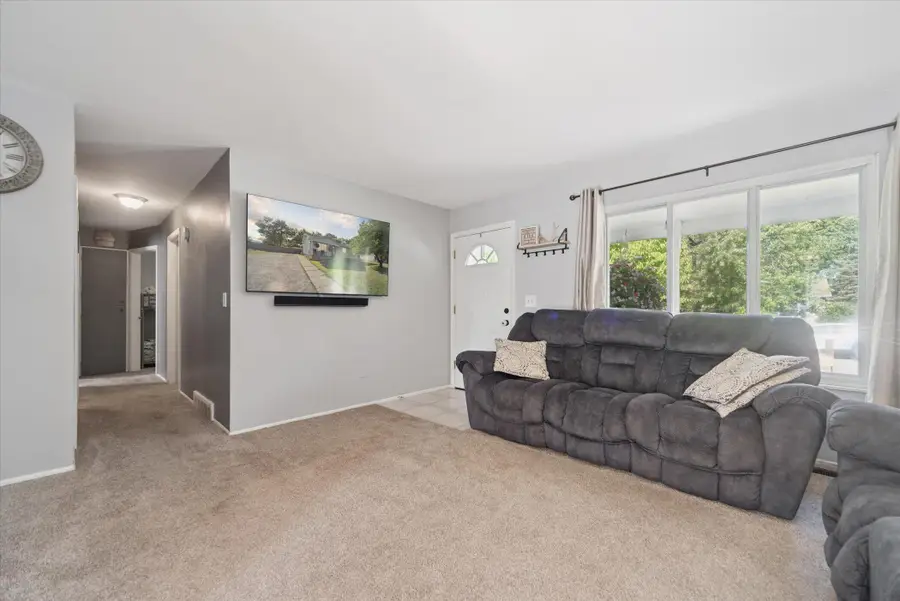 331 Scarlett Oak Lane, Perry, MI 48872 - #3