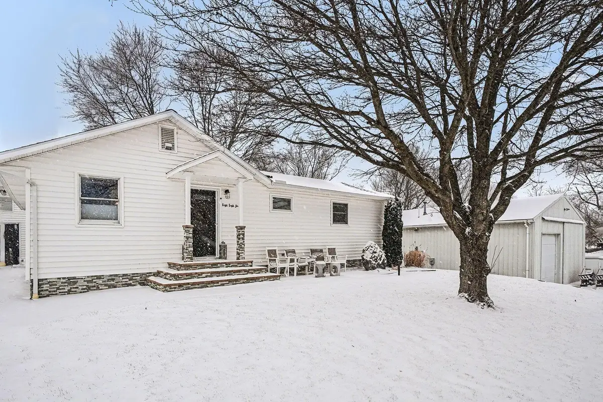 884 Wells Street, South Haven, MI 49090 - Image #1