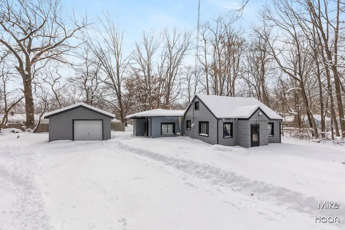 1724 Harding Street Nw, Grand Rapids, MI 49544 - Image #1