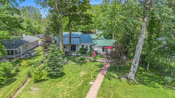 8828 Elm, Fremont, MI 49412