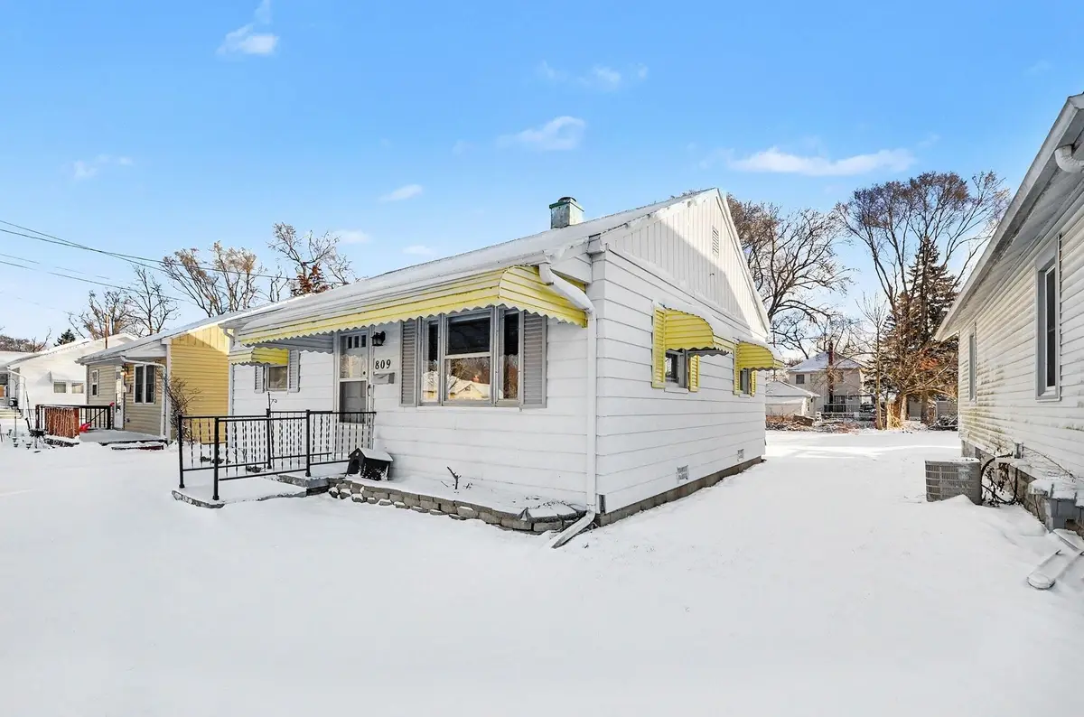 809 N Elm Avenue, Jackson, MI 49202 - Image #1