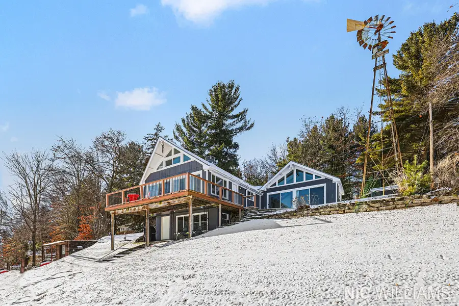 10848 Simpson West Street Ne, Greenville, MI 48838 - #2