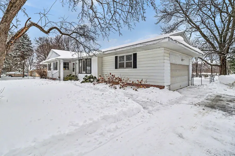 92 S Amber Road, Scottville, MI 49454 - Image #2