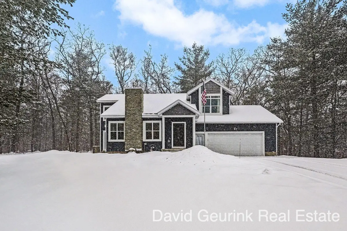 2779 E Holton Whitehall Road, Twin Lake, MI 49457 - Image #1
