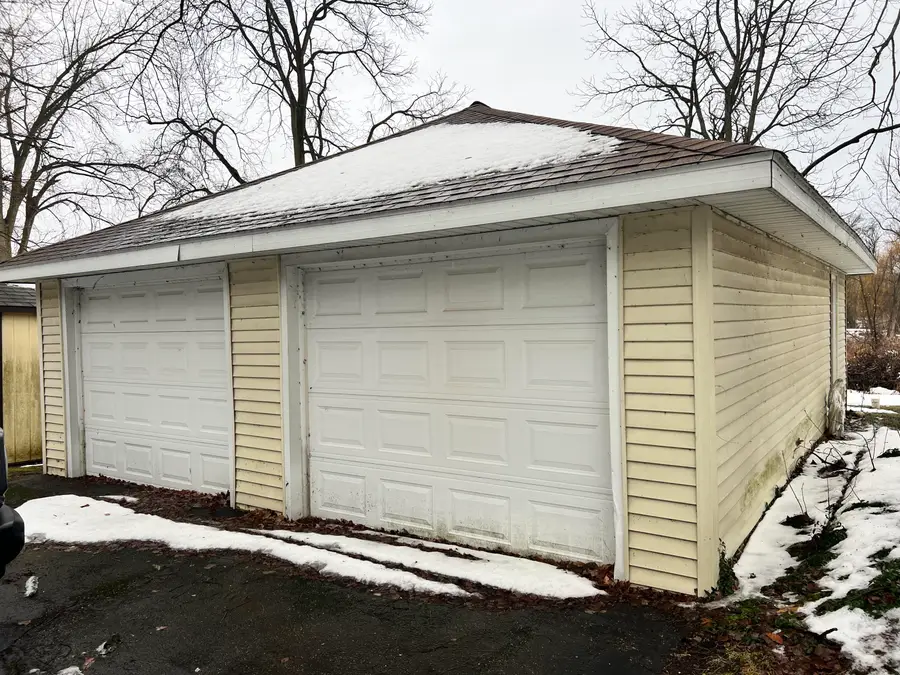 2775 E Y Avenue, Vicksburg, MI 49097 - Image #3