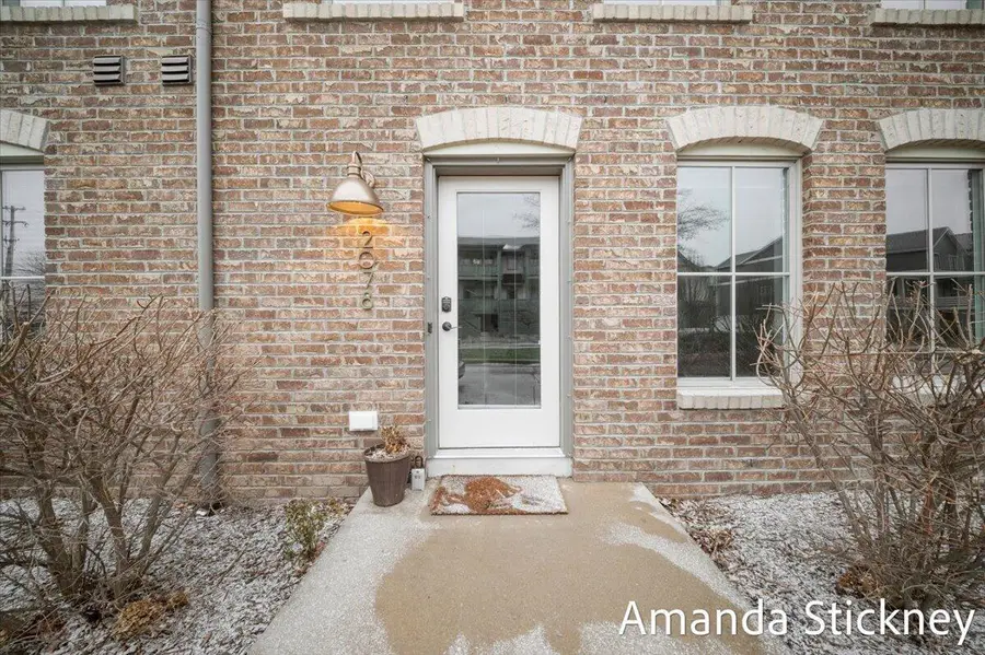 2078 Celadon Ne, Grand Rapids, MI 49525 - Image #2
