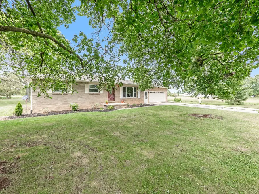 7402 Clinton Macon Road, Clinton, MI 49236 - Image #2