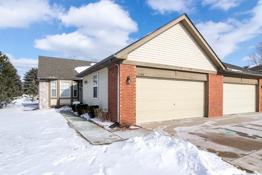1988 N Kenwyck Drive, Ypsilanti, MI 48198 - Image #2