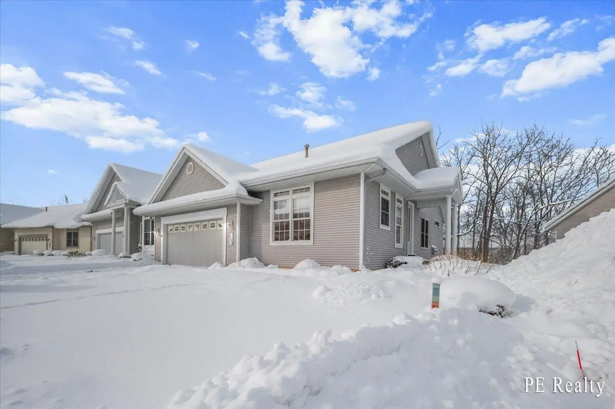 1129 Kensington Street Nw, Grand Rapids, MI 49534 - #1