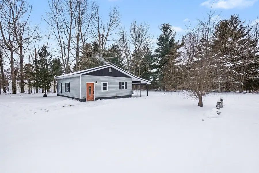 4997 S Croton Hardy Drive, Newaygo, MI 49337 - #2