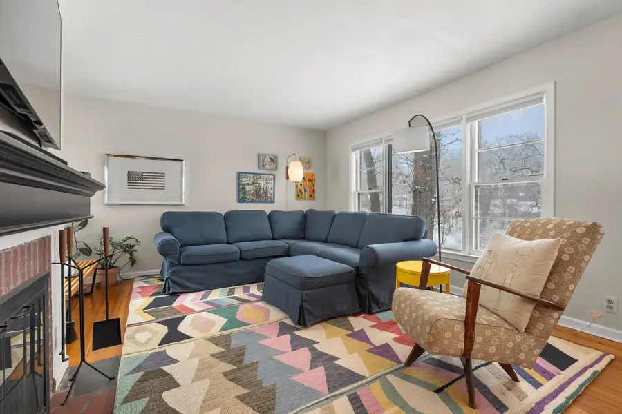 2400 Crest Drive, Kalamazoo, MI 49008 - Image #2