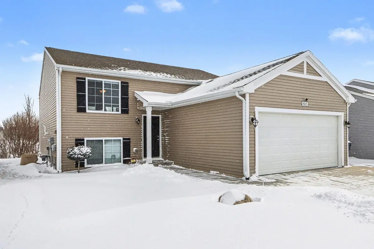 8025 W Sturtevant Avenue, Richland, MI 49083 - Image #1