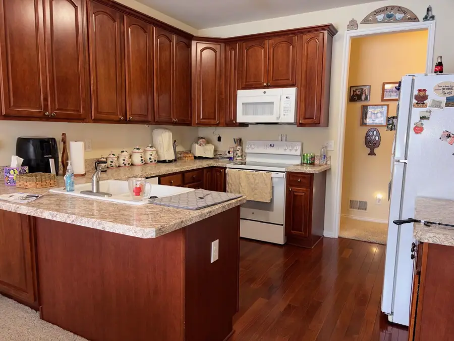 13529 Christina Lane, Belleville, MI 48111 - #3