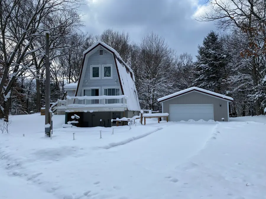 6859 Clover Road, Twin Lake, MI 49457 - Image #3