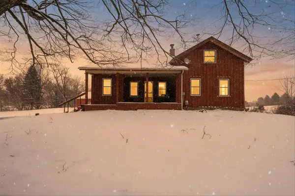 9321 S Ionia Road, Bellevue, MI 49021