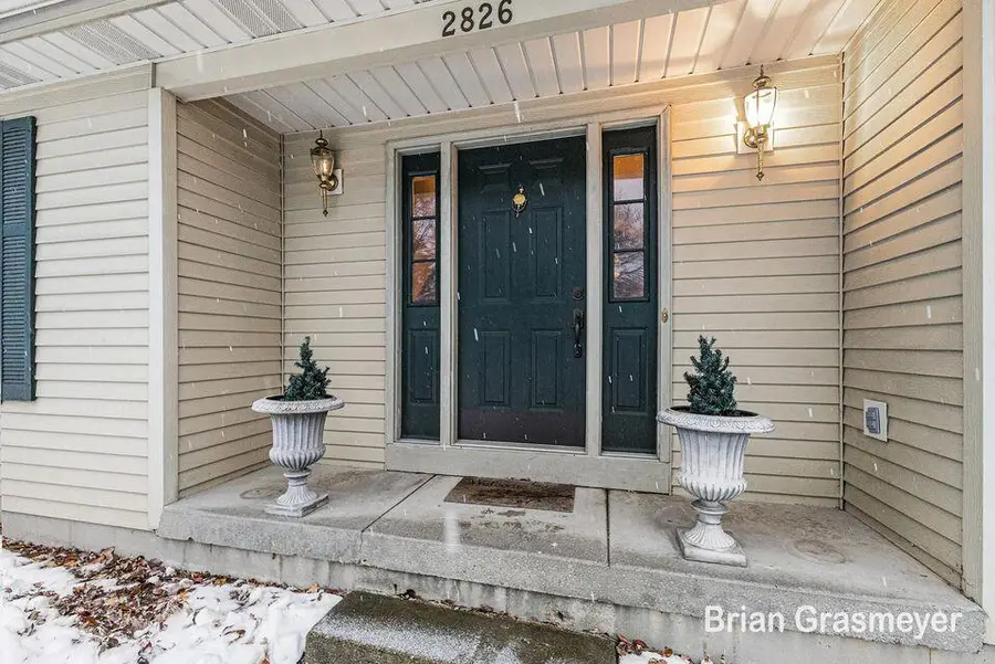 2826 Alger Street Se, Grand Rapids, MI 49546 - Image #2