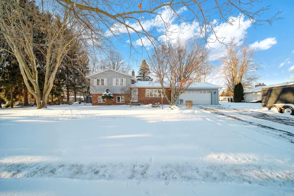 9366 Tonneberger Drive, Tecumseh, MI 49286 - Image #1