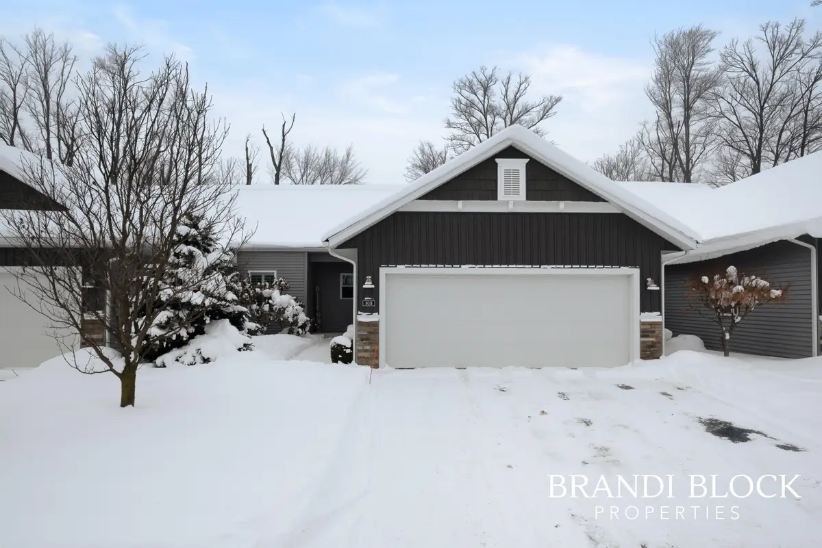 8019 Amber Crest Drive Sw, Byron Center, MI 49315 - #1