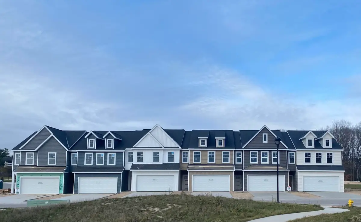 4239 Stratton Boulevard Se #23, Kentwood, MI 49512 - #1