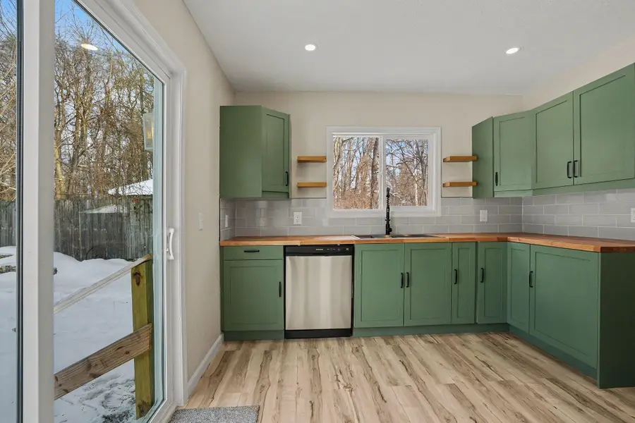 317 E Bertrand Road, Niles, MI 49120 - #3