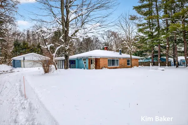 2910 Marquette Avenue, Muskegon, MI 49442