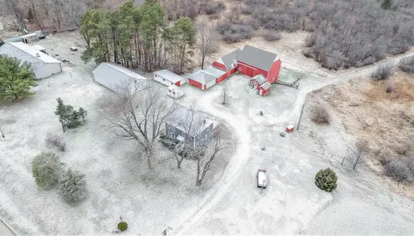 5233 124th Avenue, Fennville, MI 49408